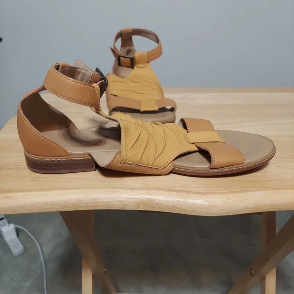 Timberland Women's Cherrybrook Leather Sandals Size 9 - Picture 5 of 13